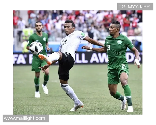 埃及足球史上十位传奇球星的崛起与辉煌岁月分析